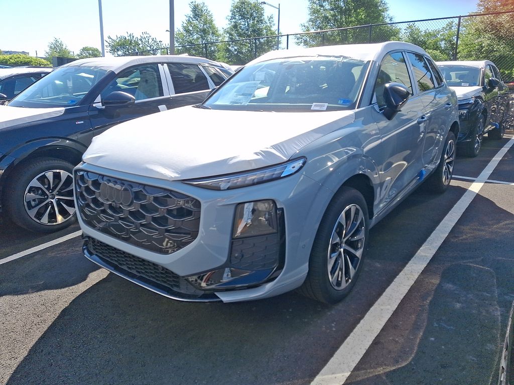 2026 Audi Q3 S line quattro's photo