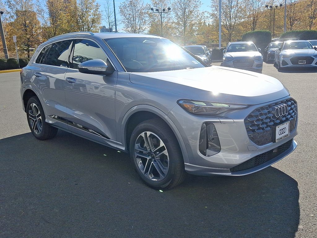 2025 Audi Q5 2.0T Premium photo 2
