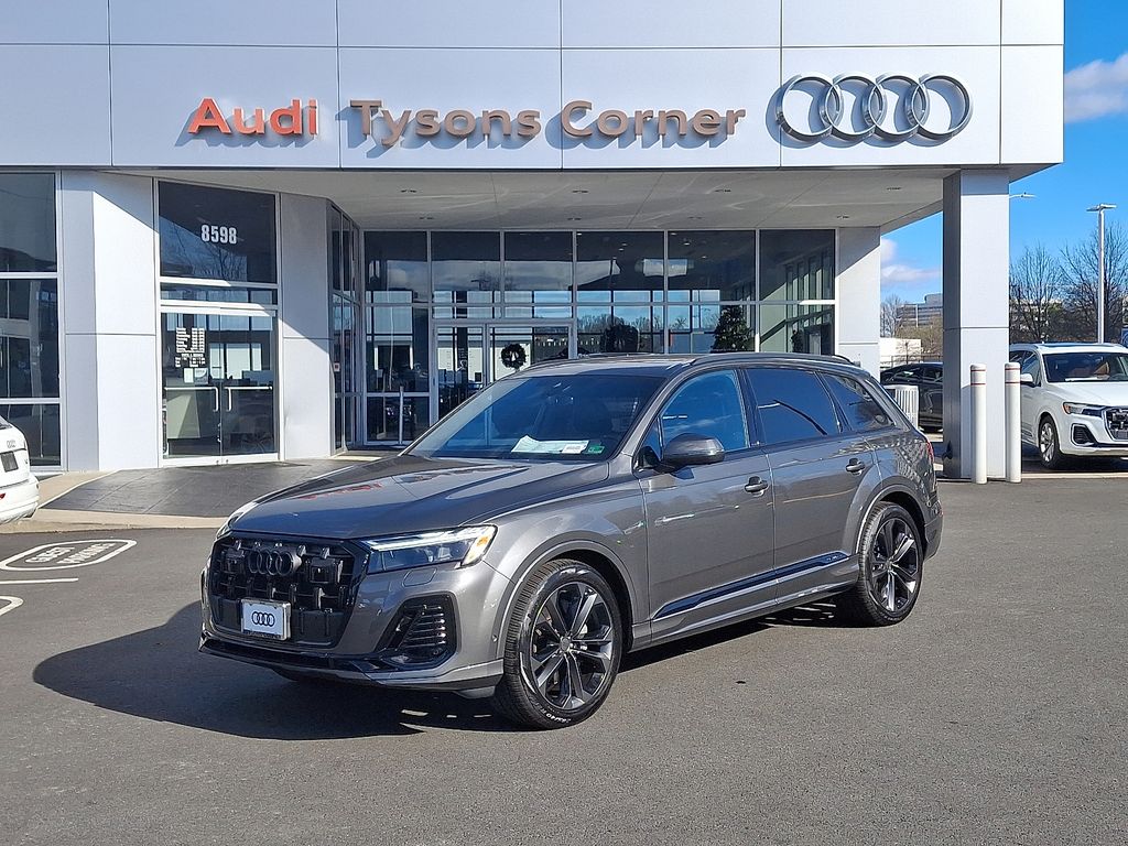 2026 Audi Q7 Prestige's photo