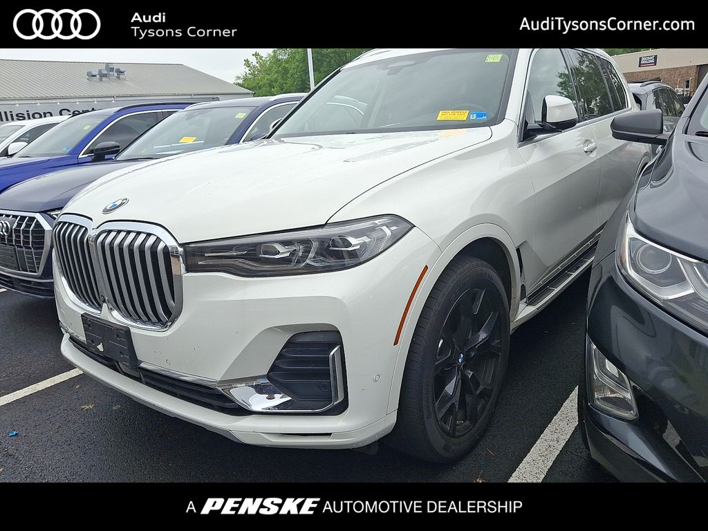 2021 BMW X7 xDrive40i's photo