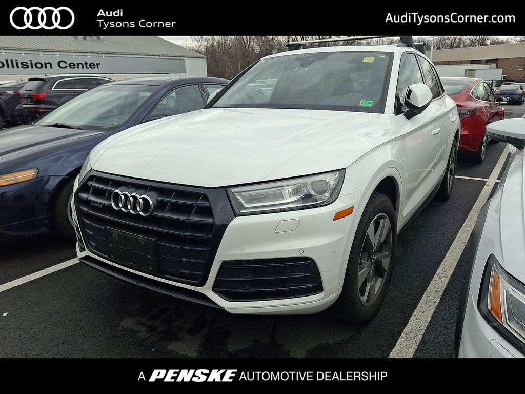 2020 Audi Q5 Premium's photo