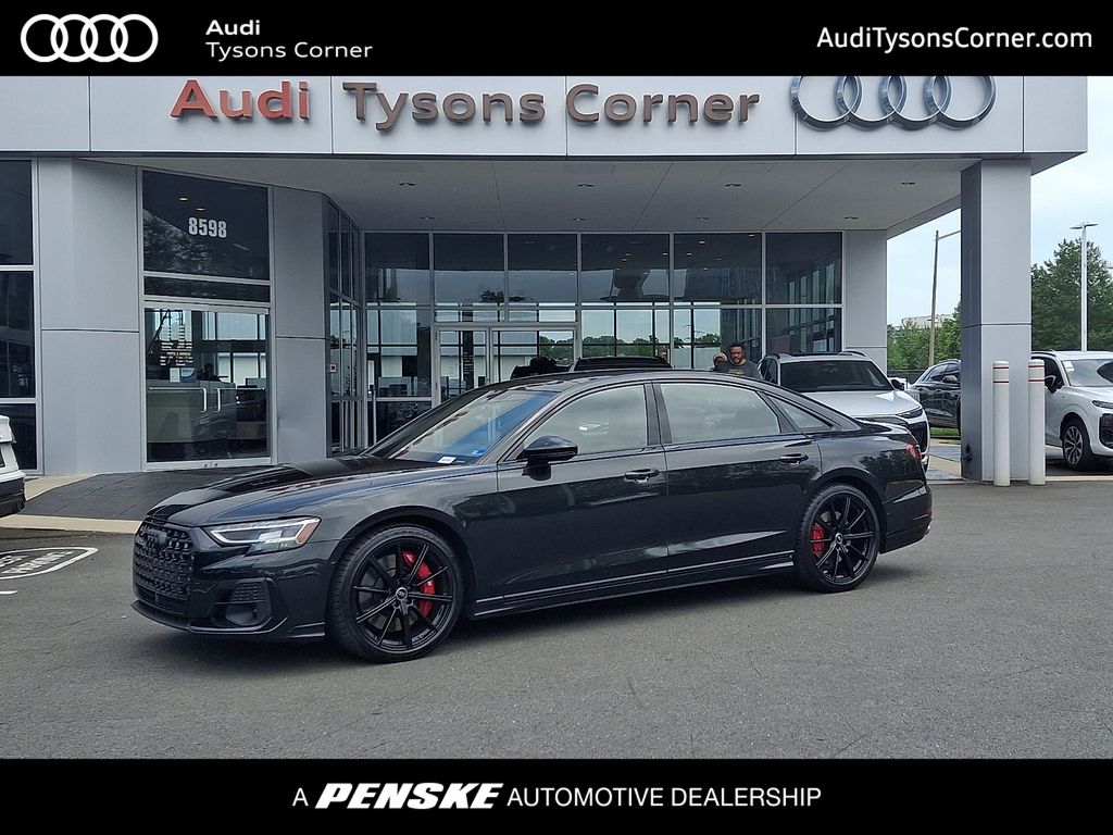 2023 Audi S8 4.0T quattro Tiptronic's photo