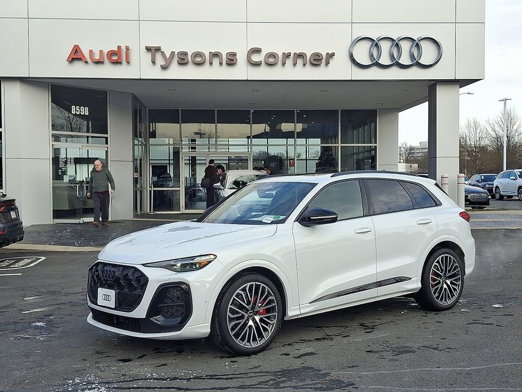 2025 Audi New SQ5 Premium Plus's photo