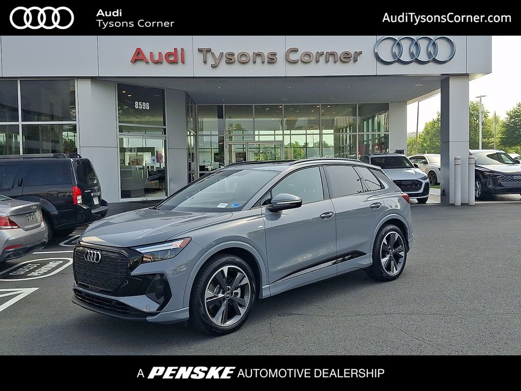 2025 Audi Q4 e-tron 55 Premium quattro's photo