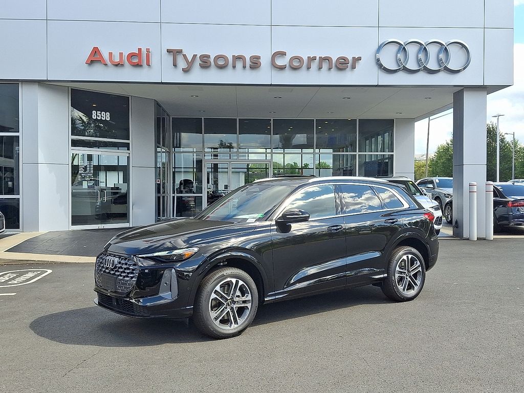 2025 Audi New Q5 Premium's photo