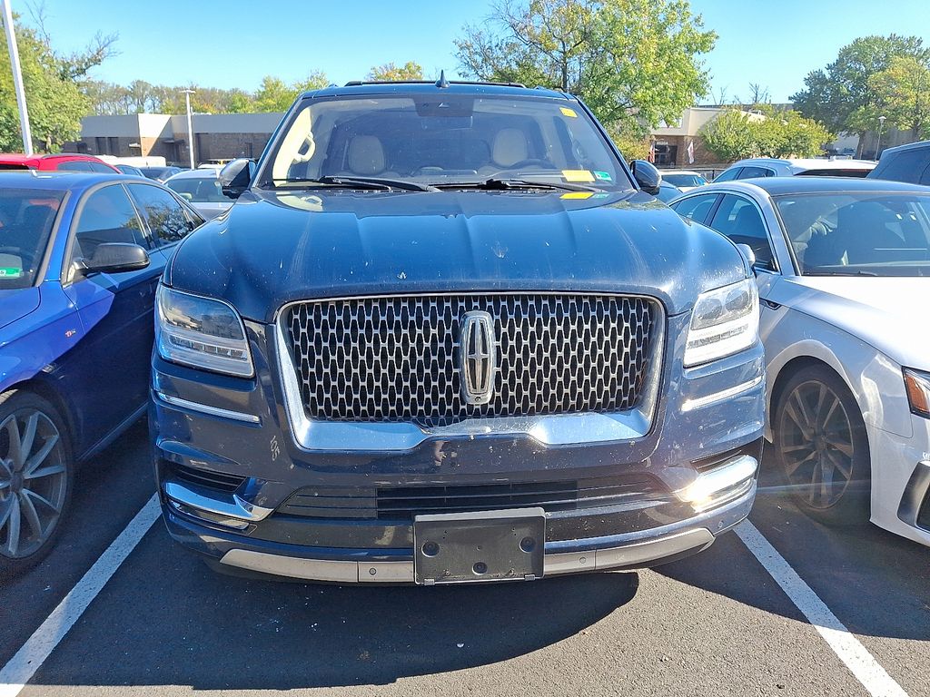 2019 Lincoln Navigator Black Label photo 2