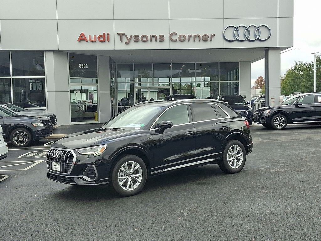 2025 Audi Q3 S Line Premium's photo