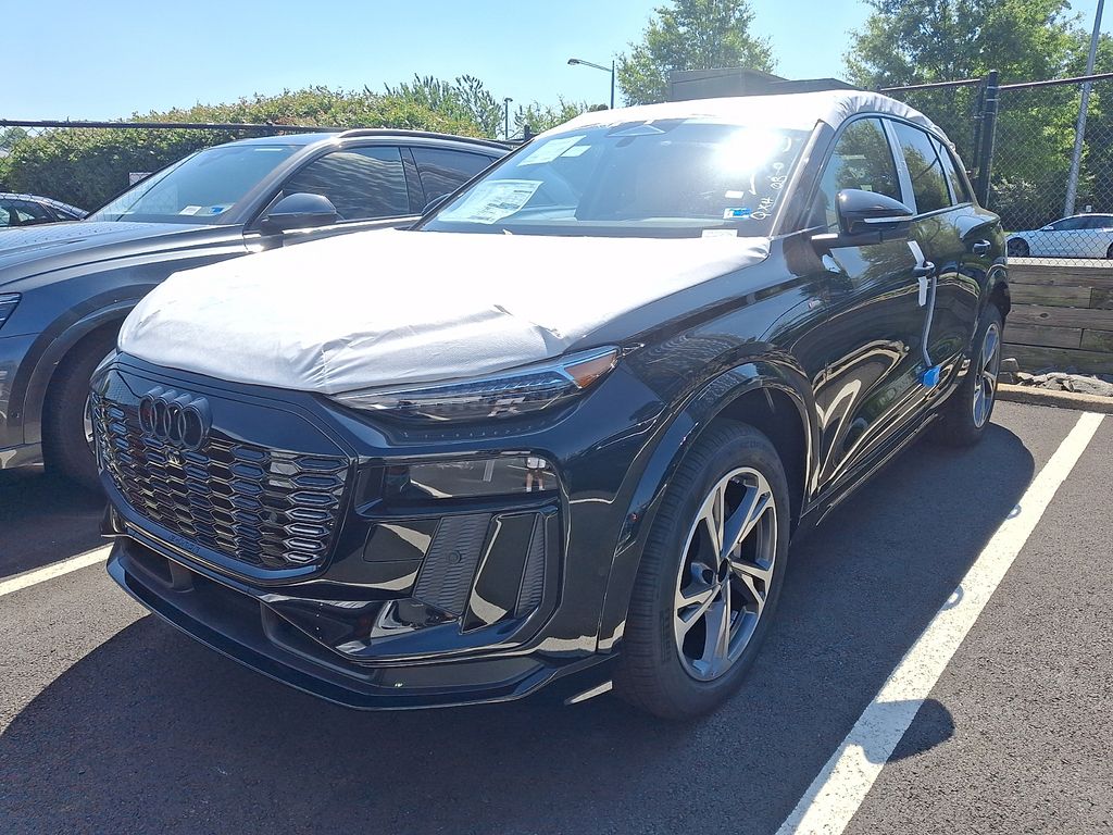 2027 Audi Q6 e-tron Prestige quattro's photo