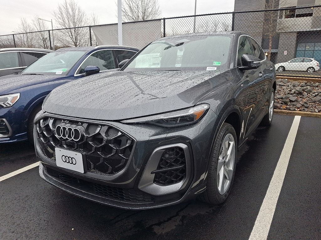 2025 Audi New Q5 Sportback Premium Plus's photo