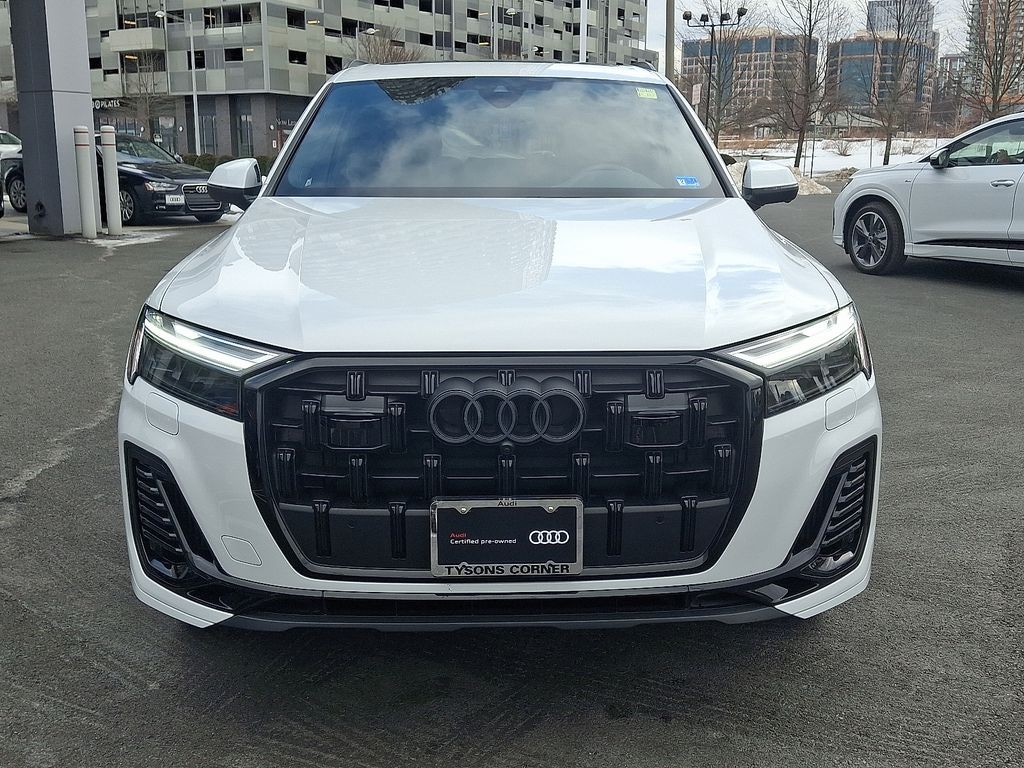 Certified 2025 Audi Q7 55 Premium Plus SUV