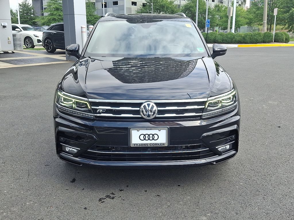 2020 Volkswagen Tiguan SEL Premium R-Line photo 2