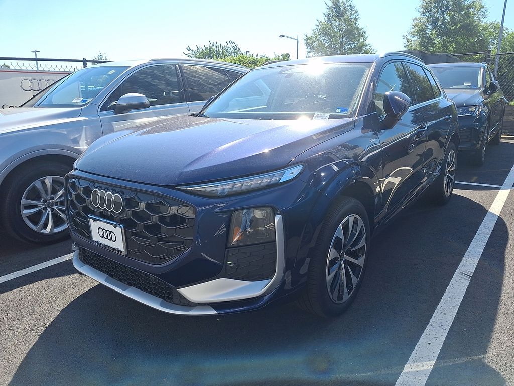 2026 Audi Q3 S line quattro's photo