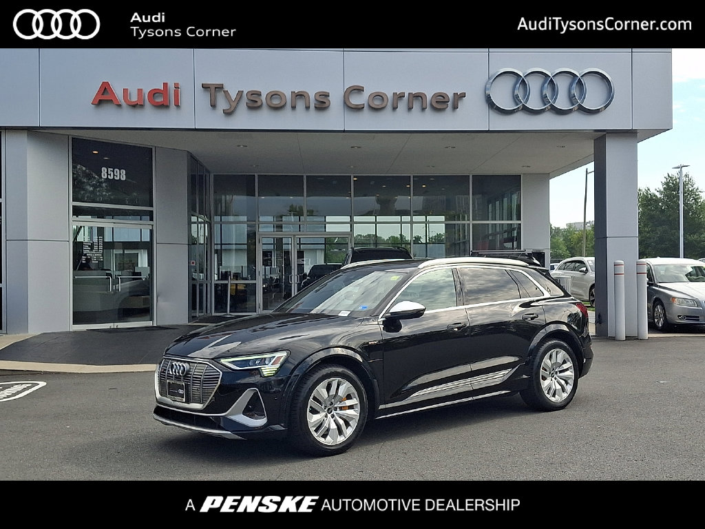  Audi e-tron S