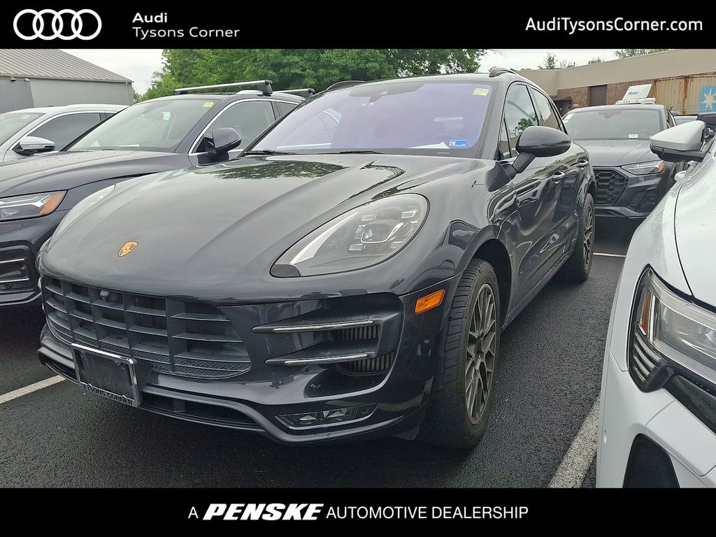 2017 Porsche Macan Turbo's photo
