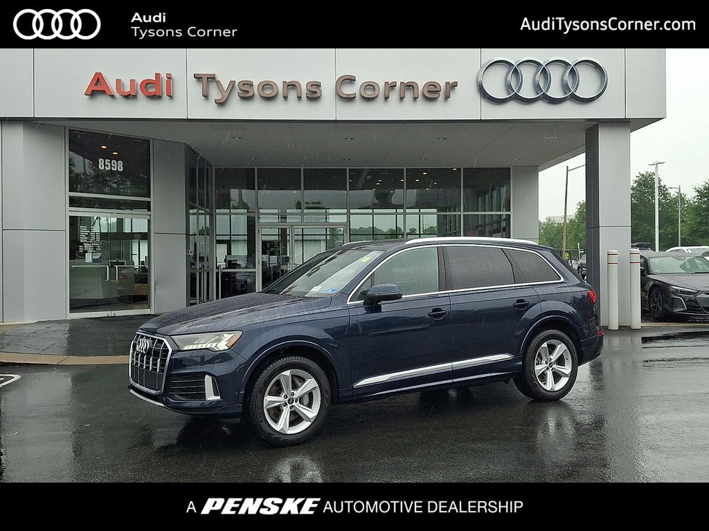 2023 Audi Q7 45 Premium Plus quattro Tiptronic's photo