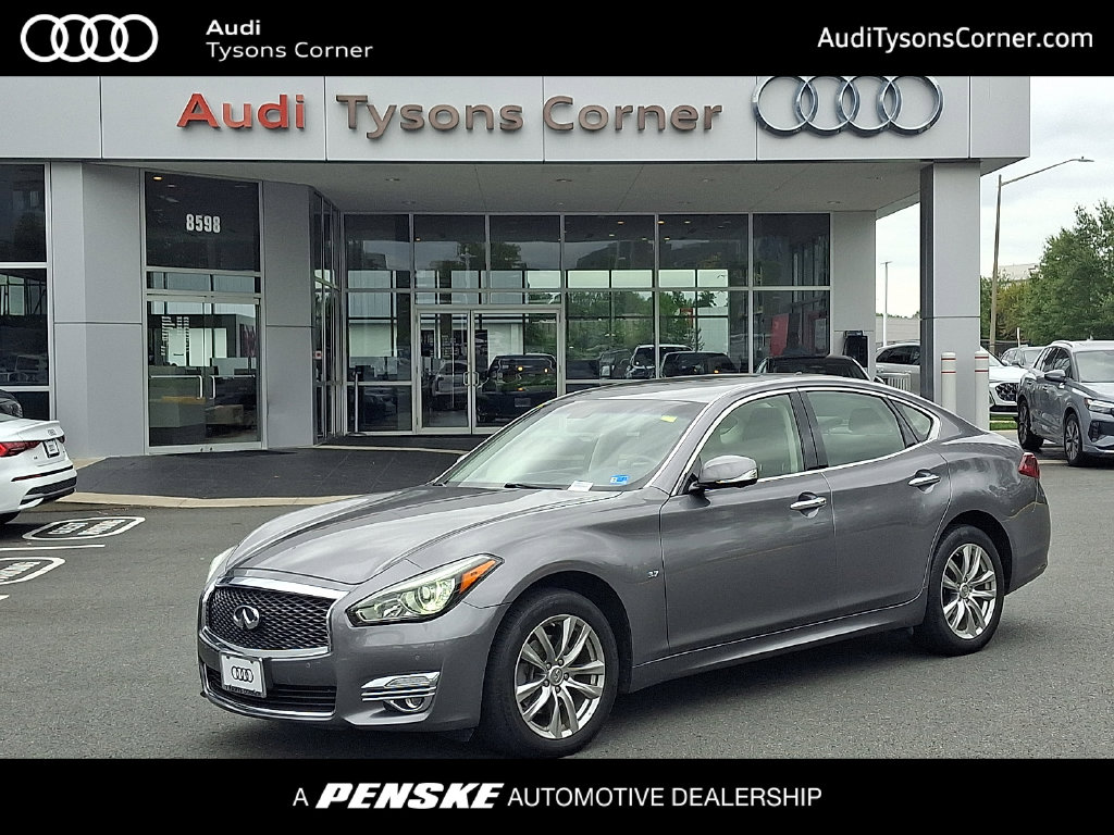 Used 2015 INFINITI Q70 3.7X Sedan