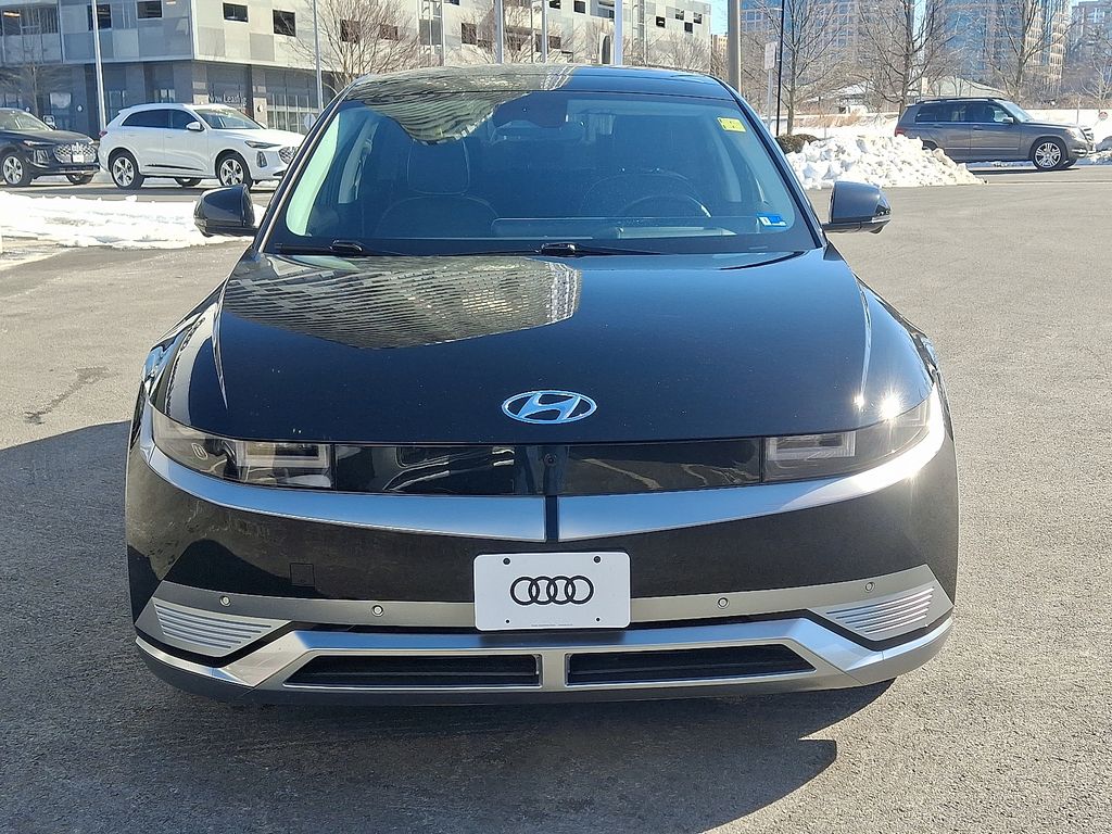 Used 2022 Hyundai IONIQ 5 Limited with VIN KM8KRDAF8NU077221 for sale in Vienna, VA