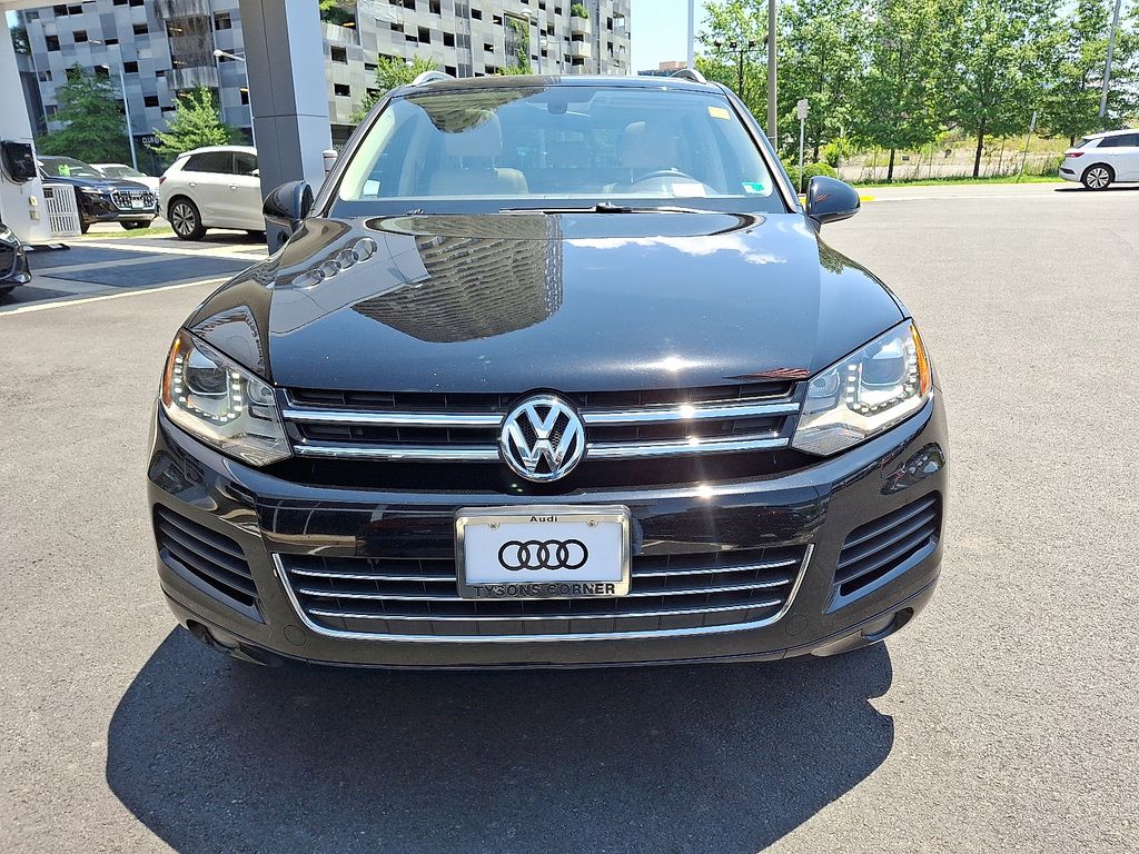 Used 2014 Volkswagen Touareg Lux with VIN WVGEP9BP3ED015233 for sale in Vienna, VA
