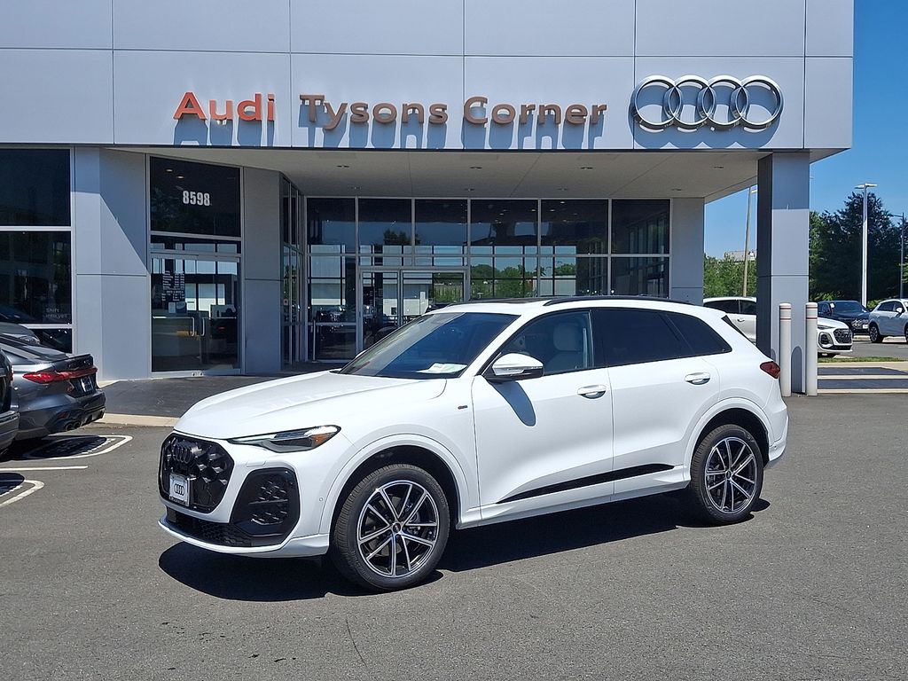 2026 Audi Q5 Premium Plus quattro's photo