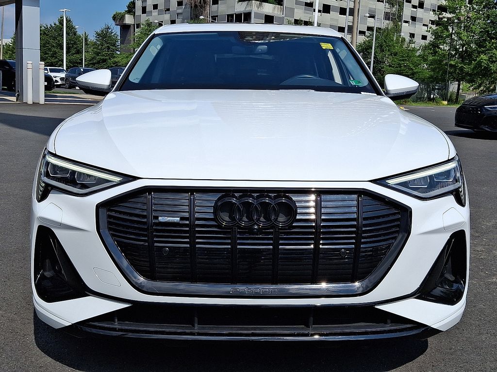 Certified 2022 Audi e-tron Sportback Premium Plus with VIN WA12AAGE5NB037502 for sale in Vienna, VA