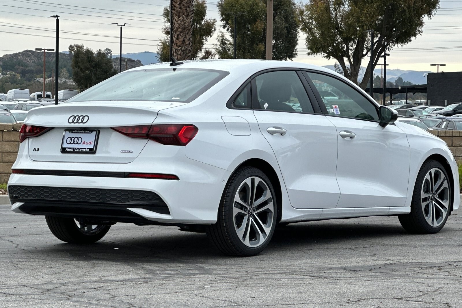 2025 Audi A3 2.0T Premium photo 4