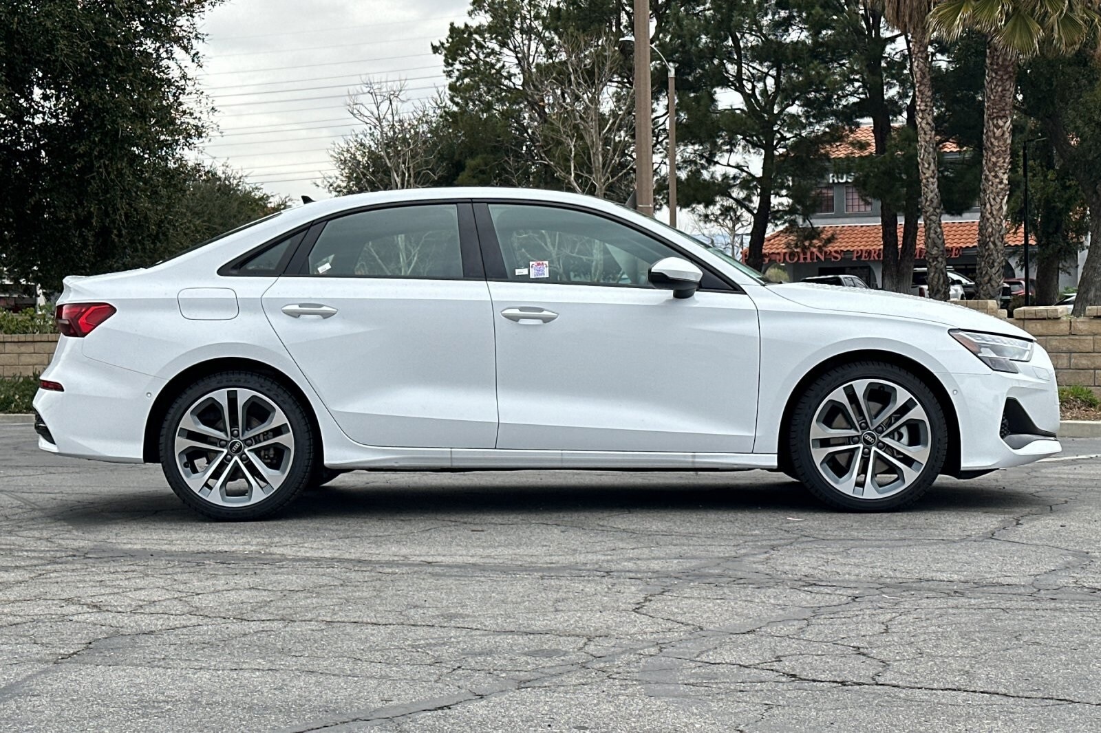 2025 Audi A3 2.0T Premium photo 3