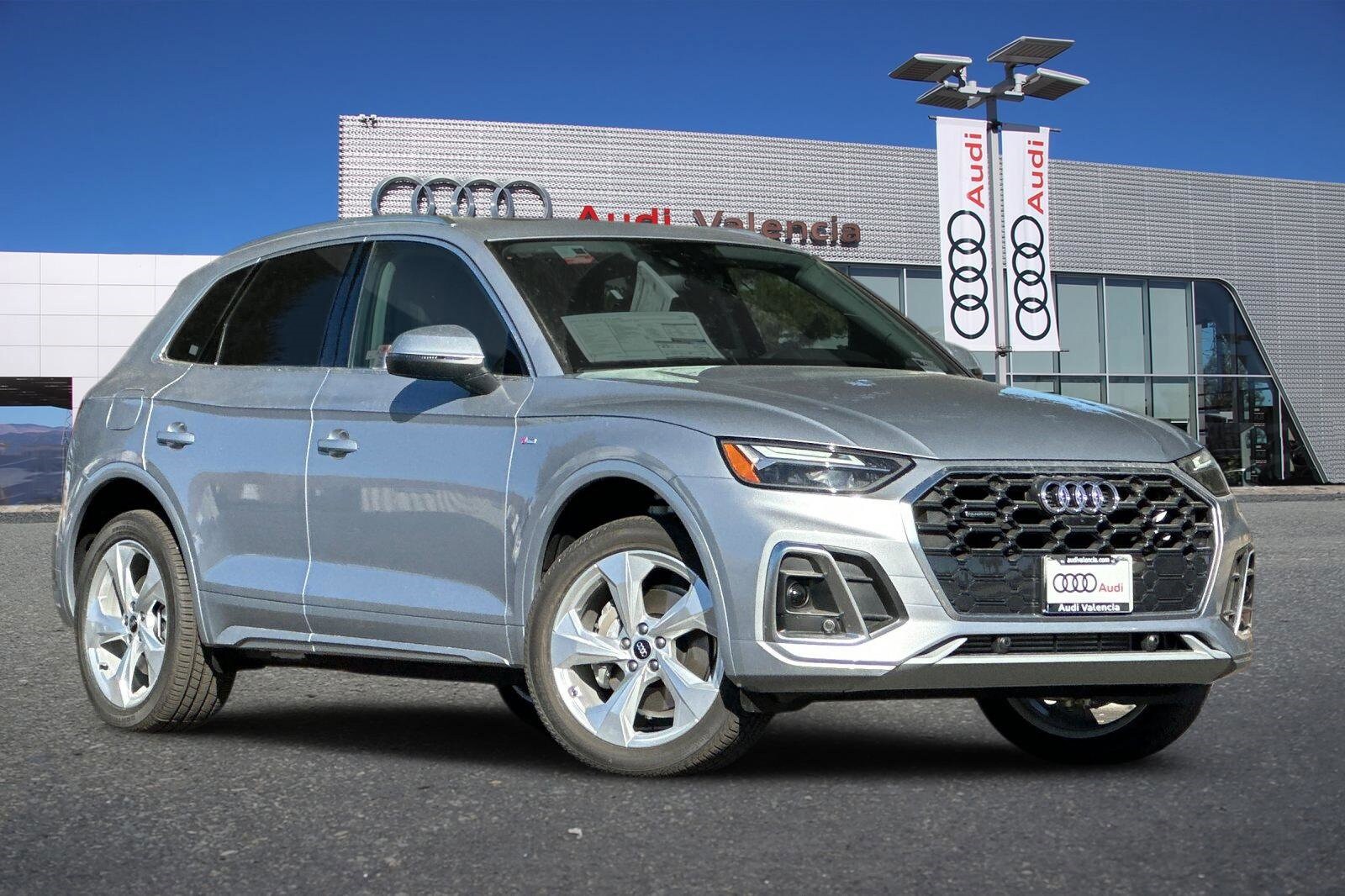 2025 Audi Q5 45 S line Premium Plus photo 2