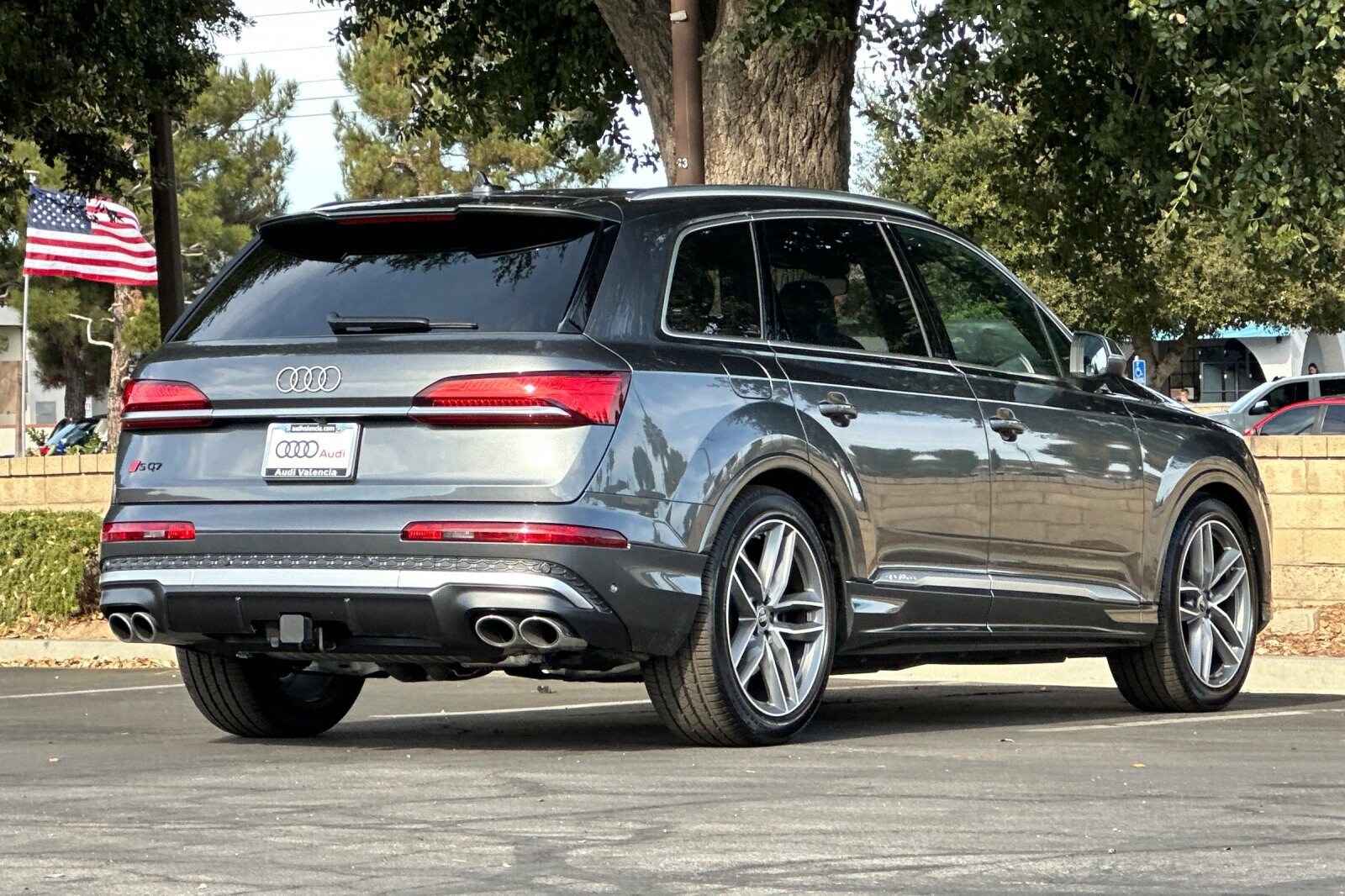 2025 Audi SQ7 Premium Plus photo 4