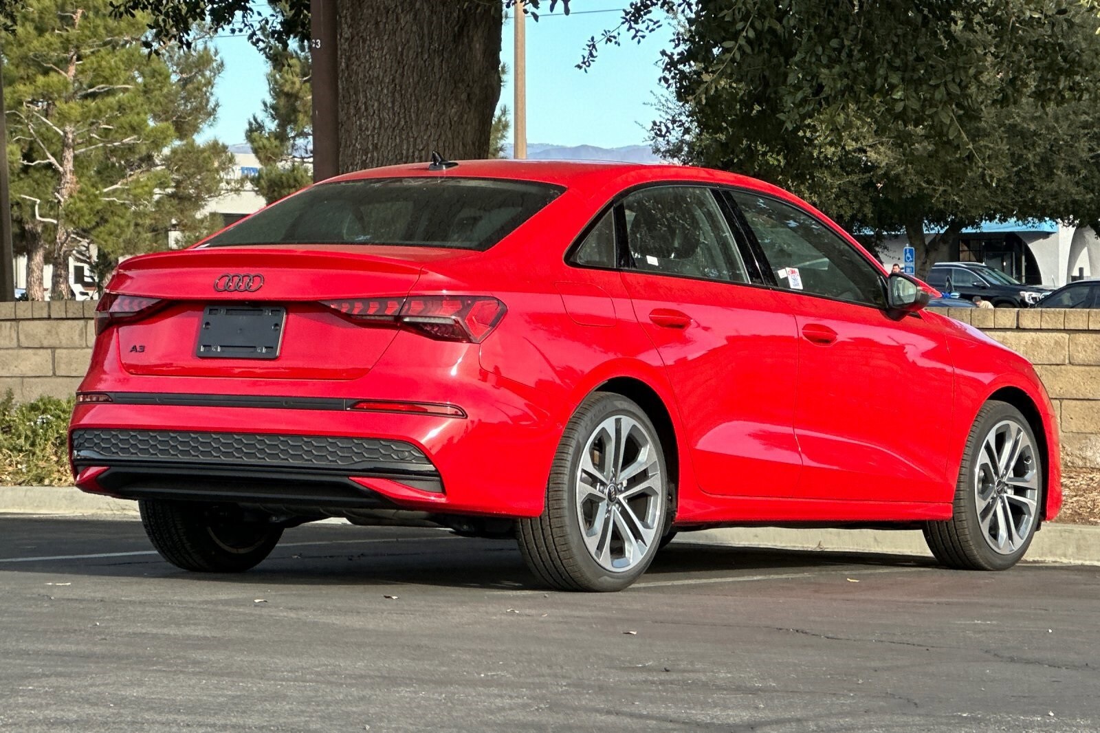 2025 Audi A3 2.0T Premium photo 4