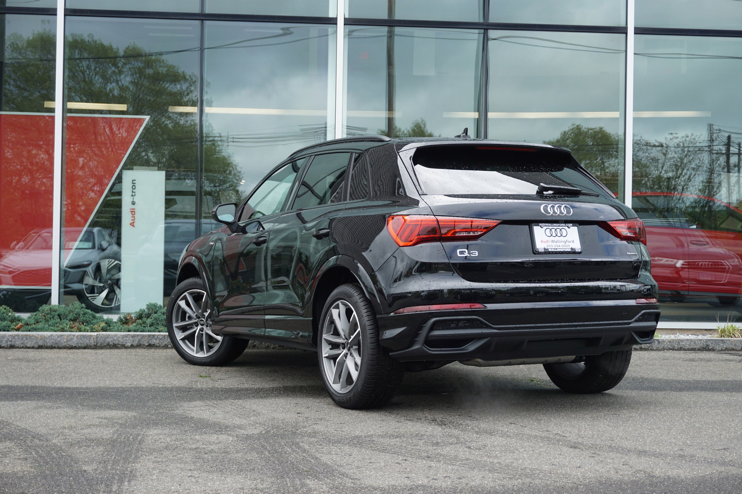 2025 Audi Q3 45 TFSI S line Premium photo 2