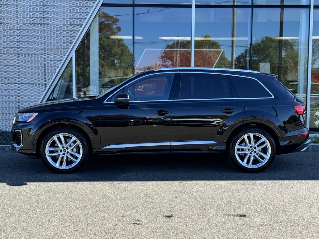 New 2025 Audi Q7 Premium Plus SUV