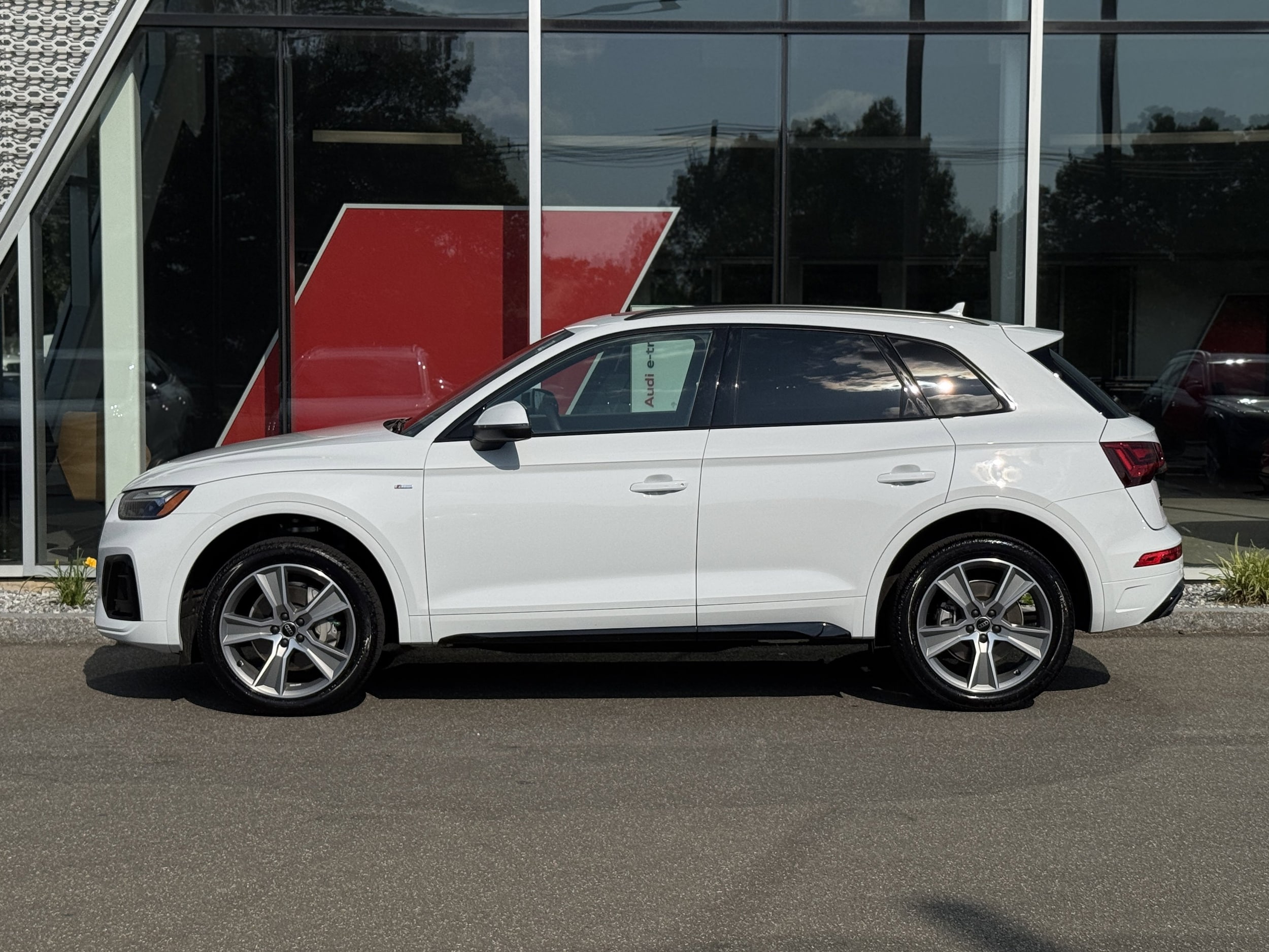 Certified 2025 Audi Q5 Premium with VIN WA1GAAFY0S2014593 for sale in Wallingford, CT