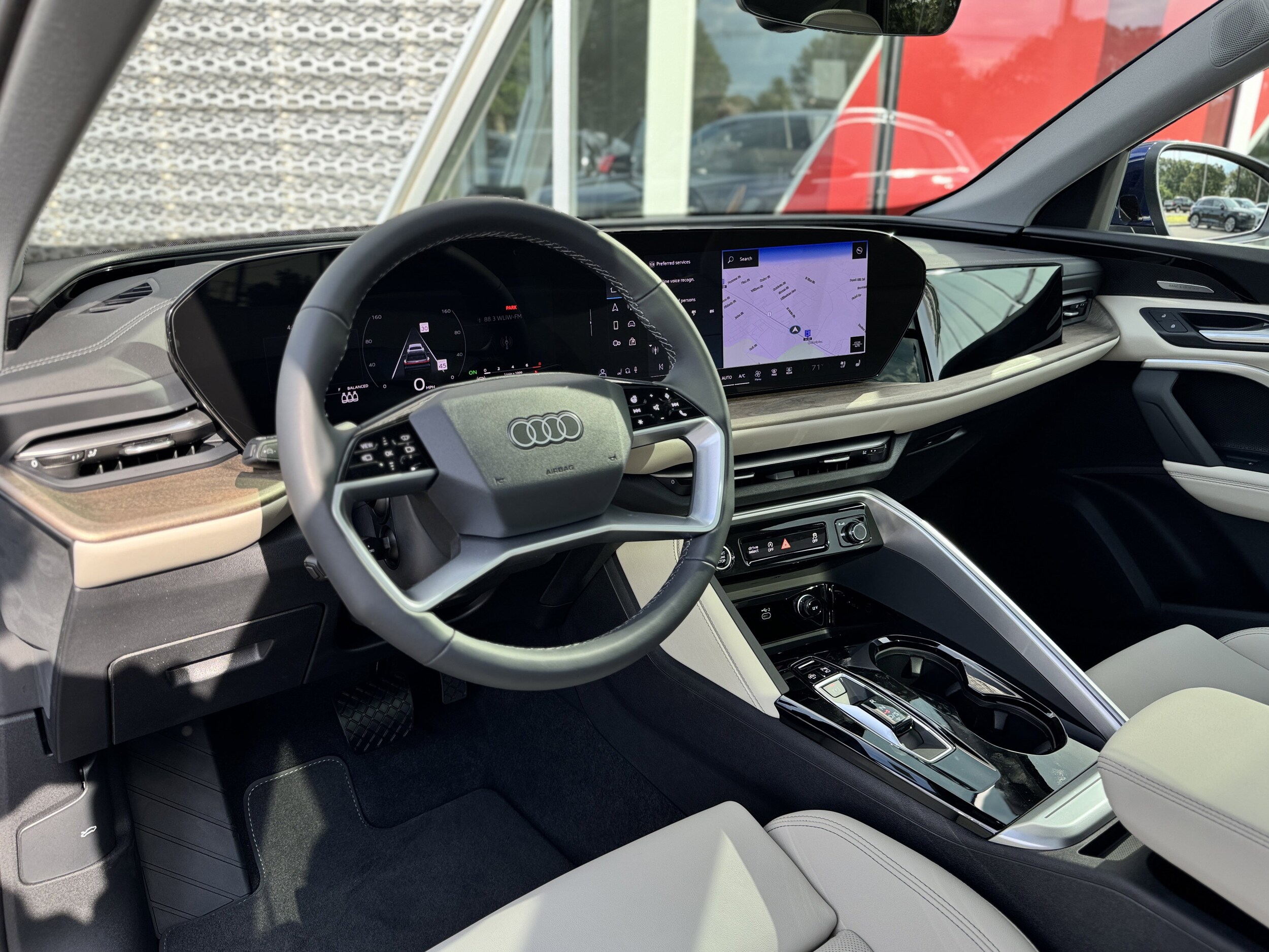 2025 Audi Q5 Premium Plus photo 3