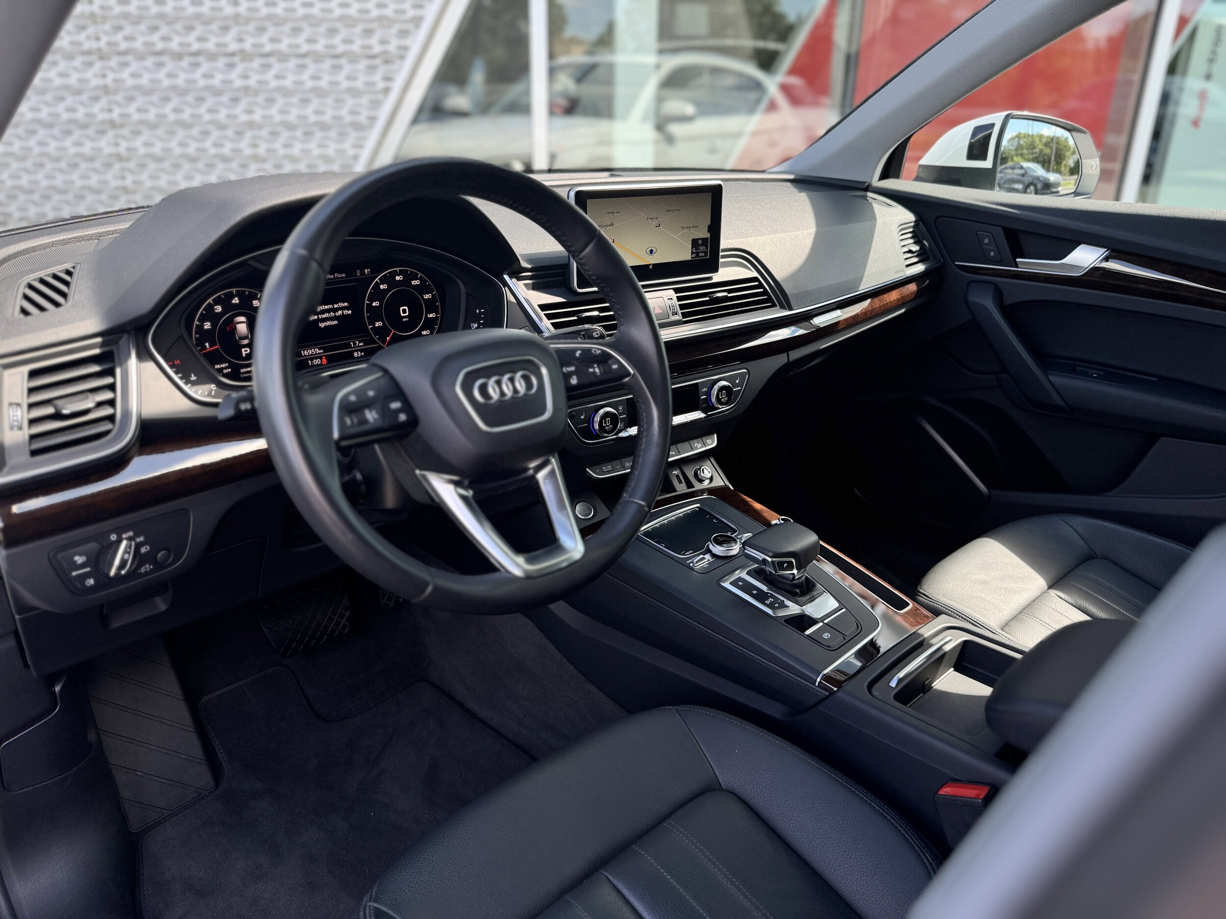 2018 Audi Q5 TFSI Premium Plus photo 3
