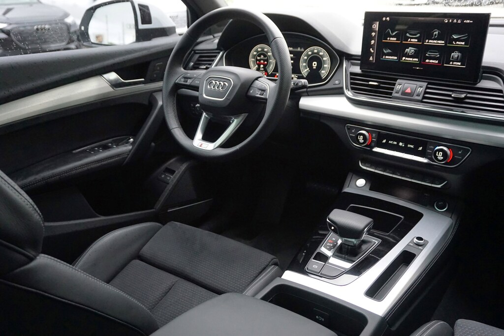 Used 2024 Audi Q5 S line Prestige S line Prestige 55 TFSI e quattro