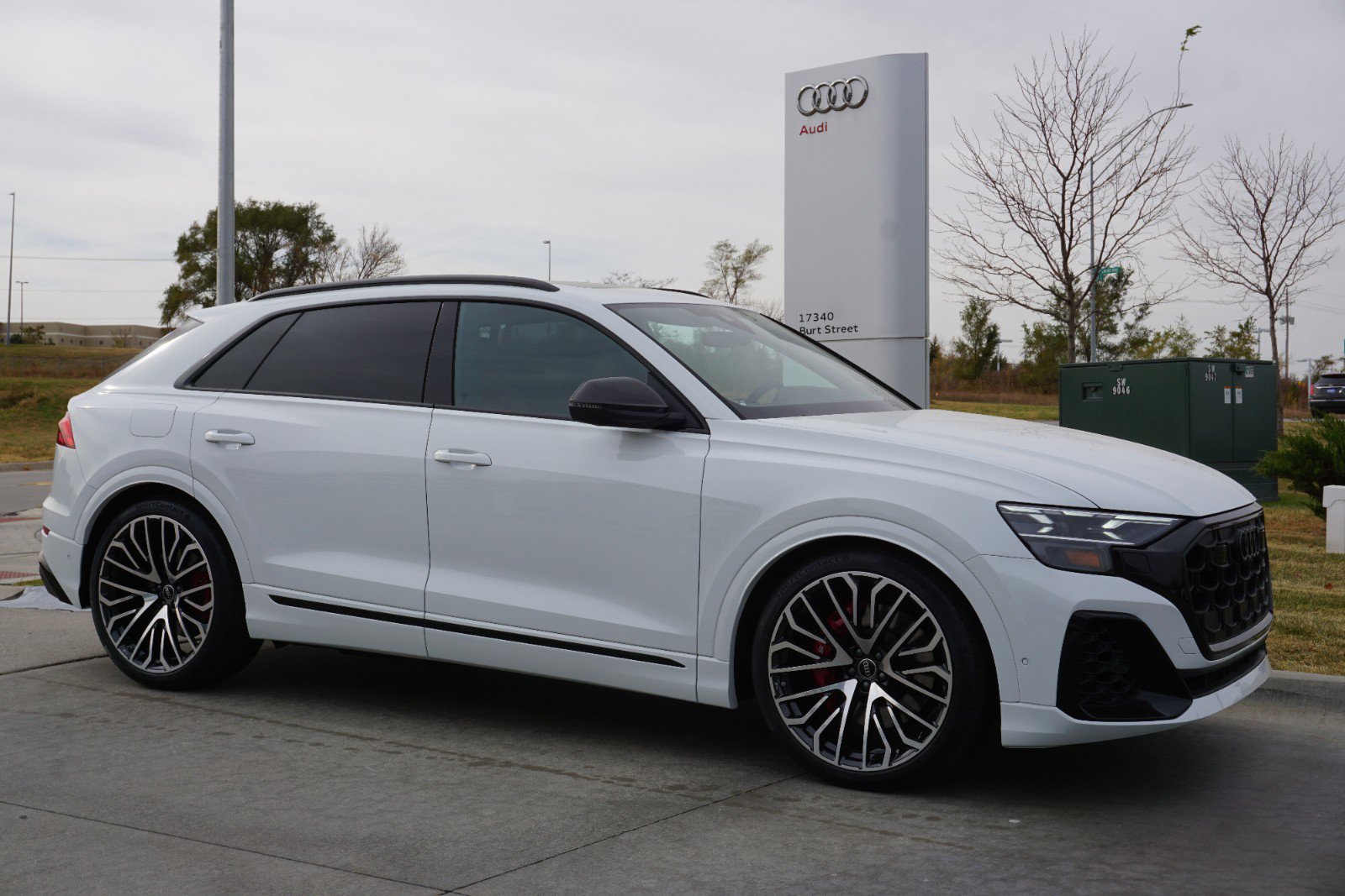 2024 Audi SQ8 Prestige photo 4