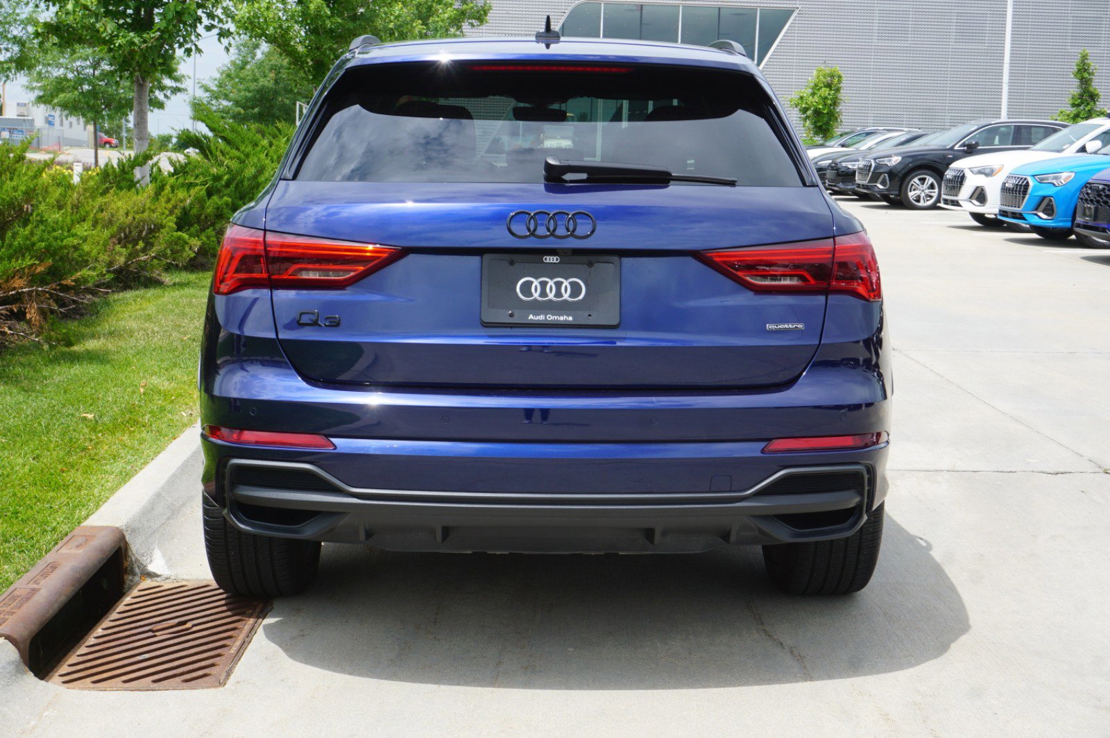 2023 Audi Q3 S line Premium photo 4