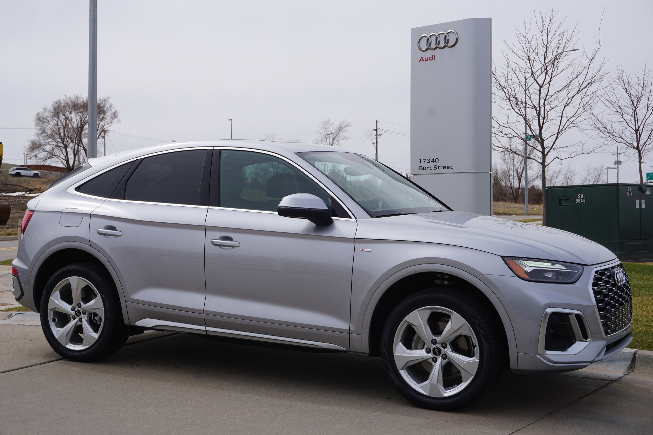 2025 Audi Q5 Sportback S line Premium Plus photo 4