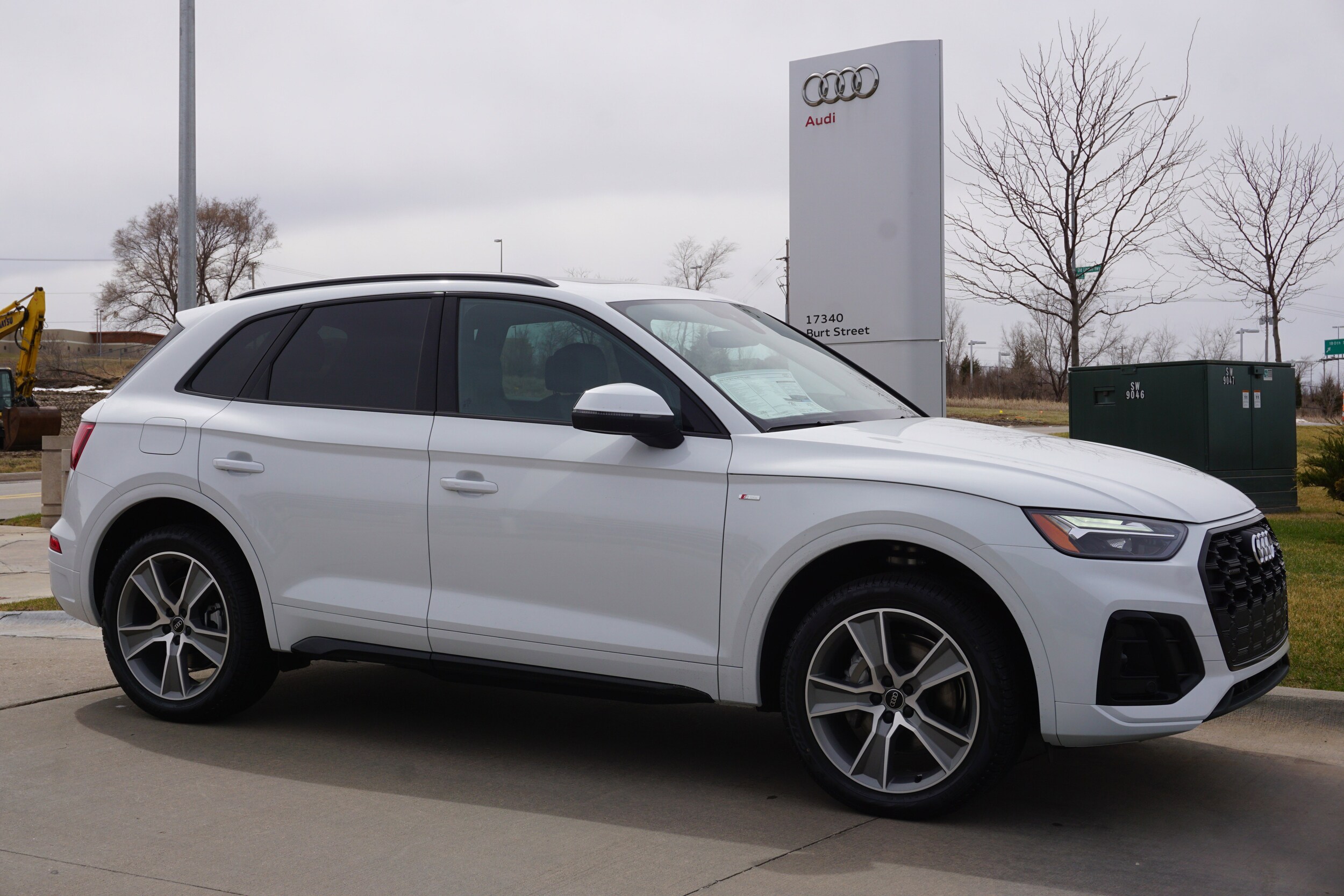 2025 Audi Q5 S line Premium photo 4