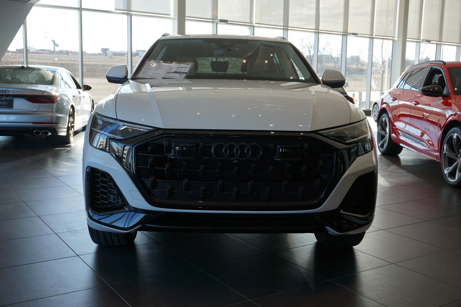 2025 Audi Q8 Premium photo 3