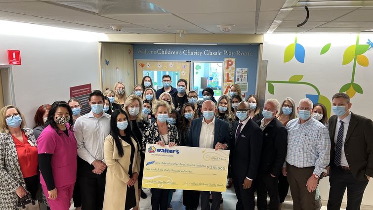 CHECK PRESENTATION FEATURE PHOTO.jpg