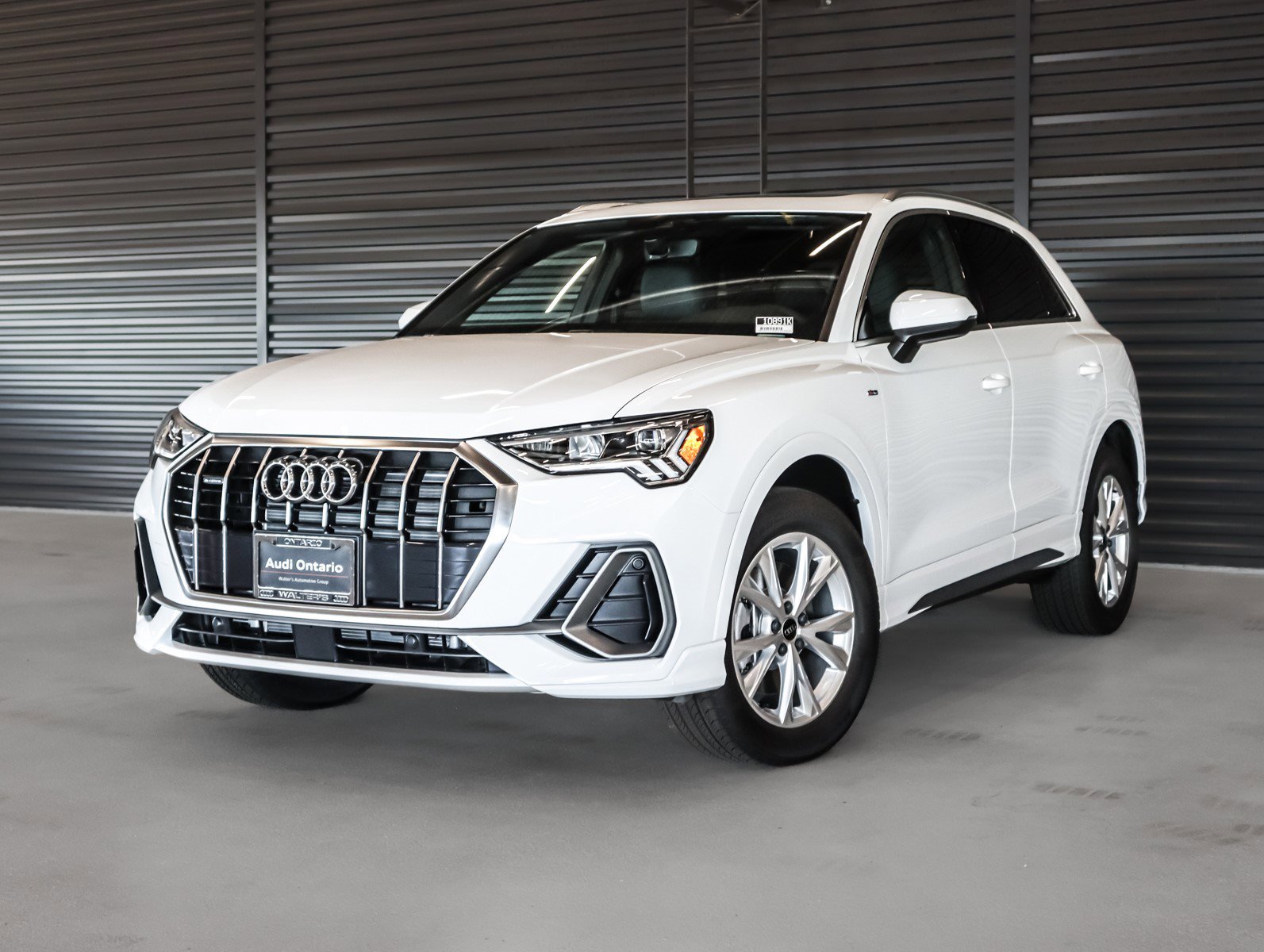 2025 Audi Q3 45 S line Premium