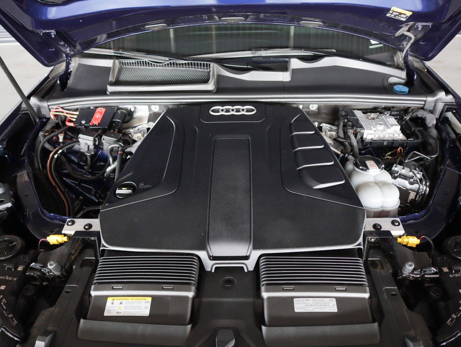 2022 Audi Q7 Premium photo 3