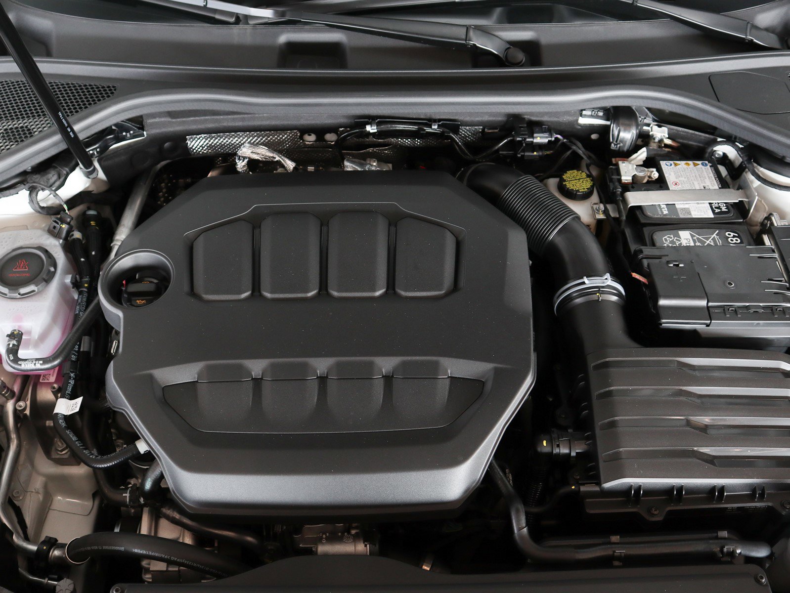 2025 Audi A3 Premium Plus photo 3