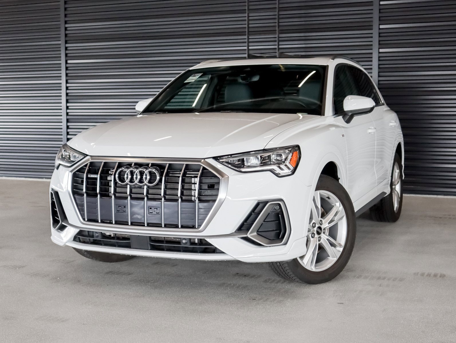 2022 Audi Q3 S line Premium Plus