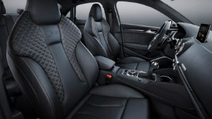 2018 Audi RS 3 front seats