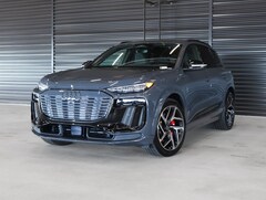 2025 Audi SQ6 e-tron Prestige SUV