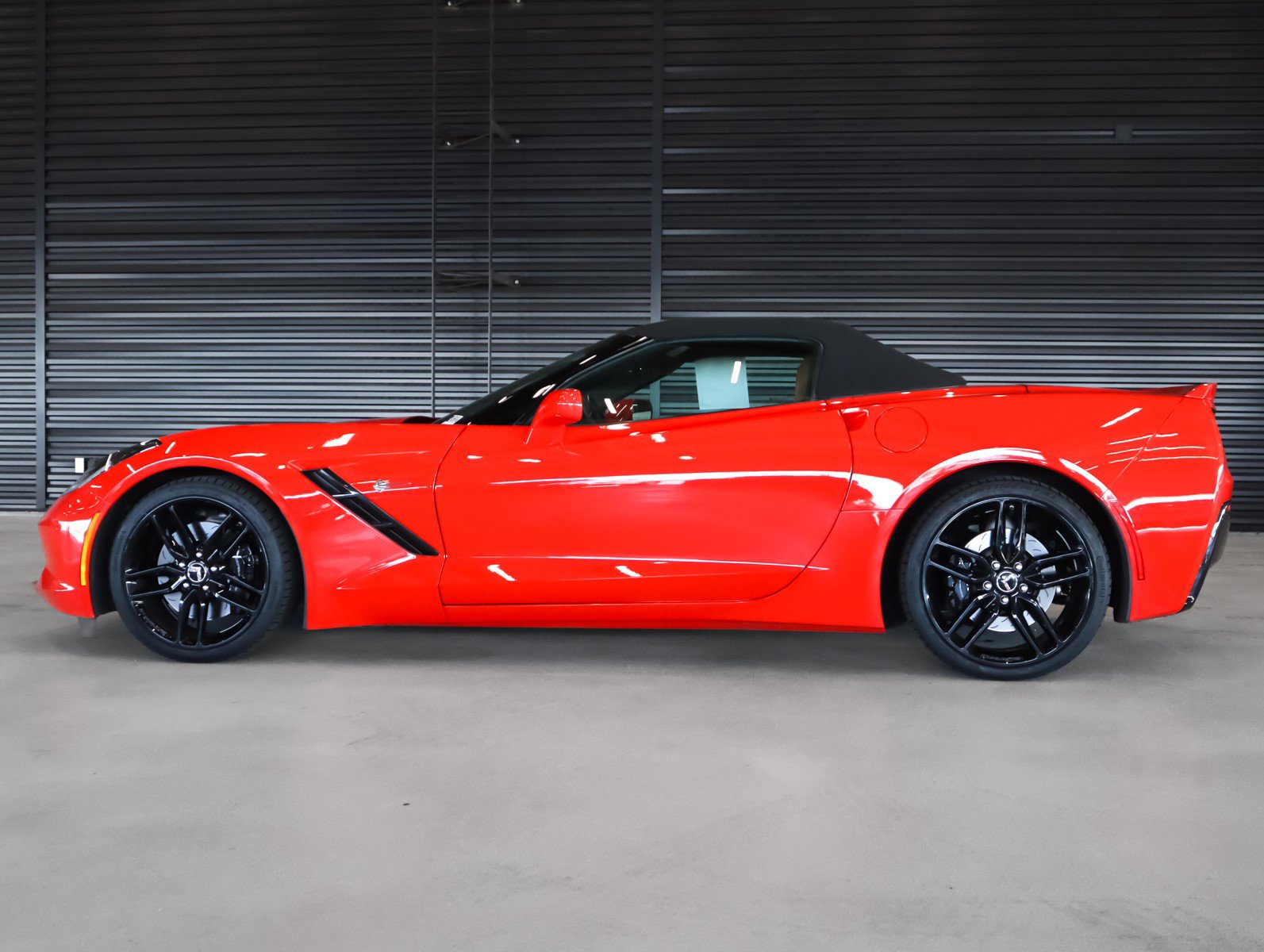 2014 Chevrolet Corvette Stingray Z51 3LT photo 2