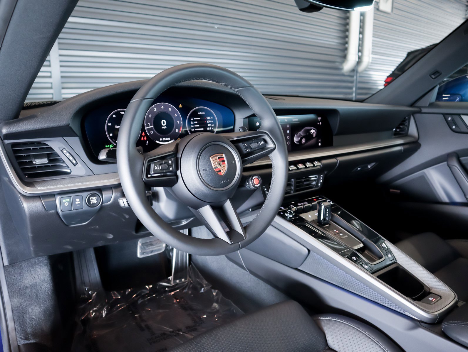 2025 Porsche 911 Coupe photo 4