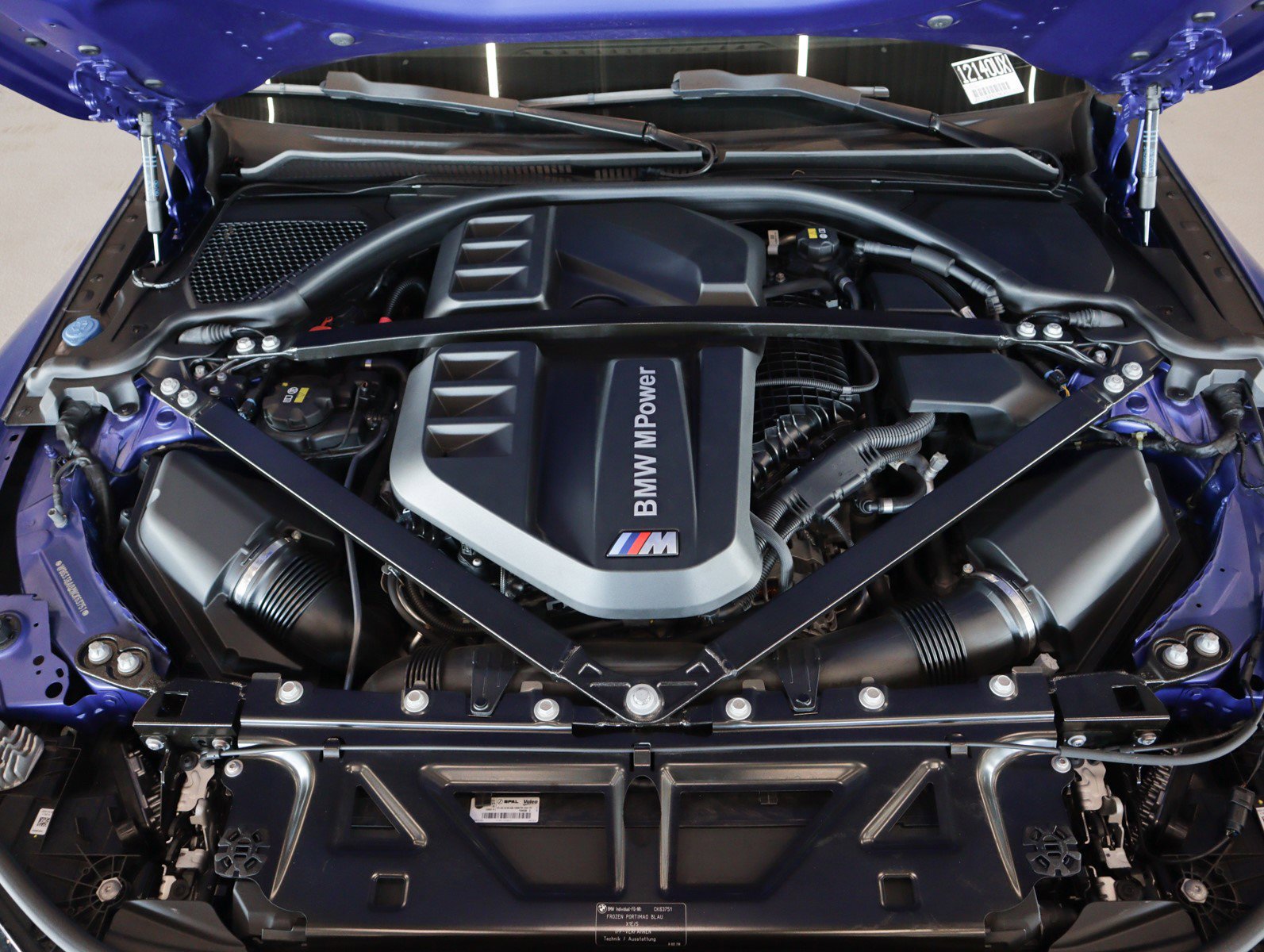 2022 Bmw M4 Competition xDrive Convertible photo 3